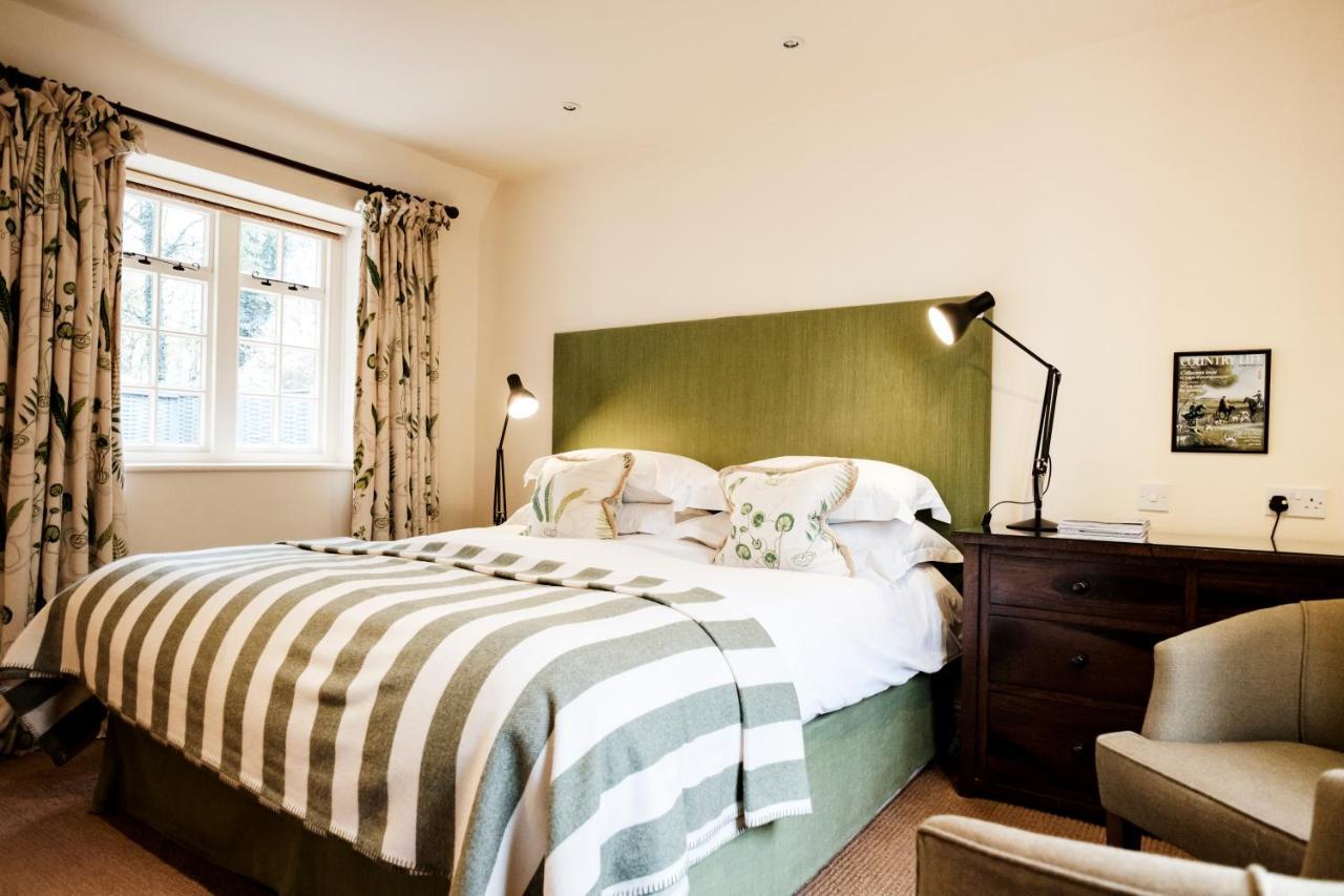 The Hare & Hounds Hotel Tetbury Eksteriør bilde