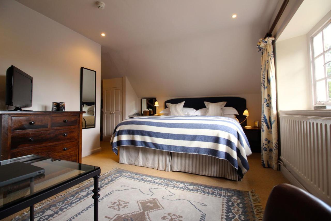 The Hare & Hounds Hotel Tetbury Eksteriør bilde