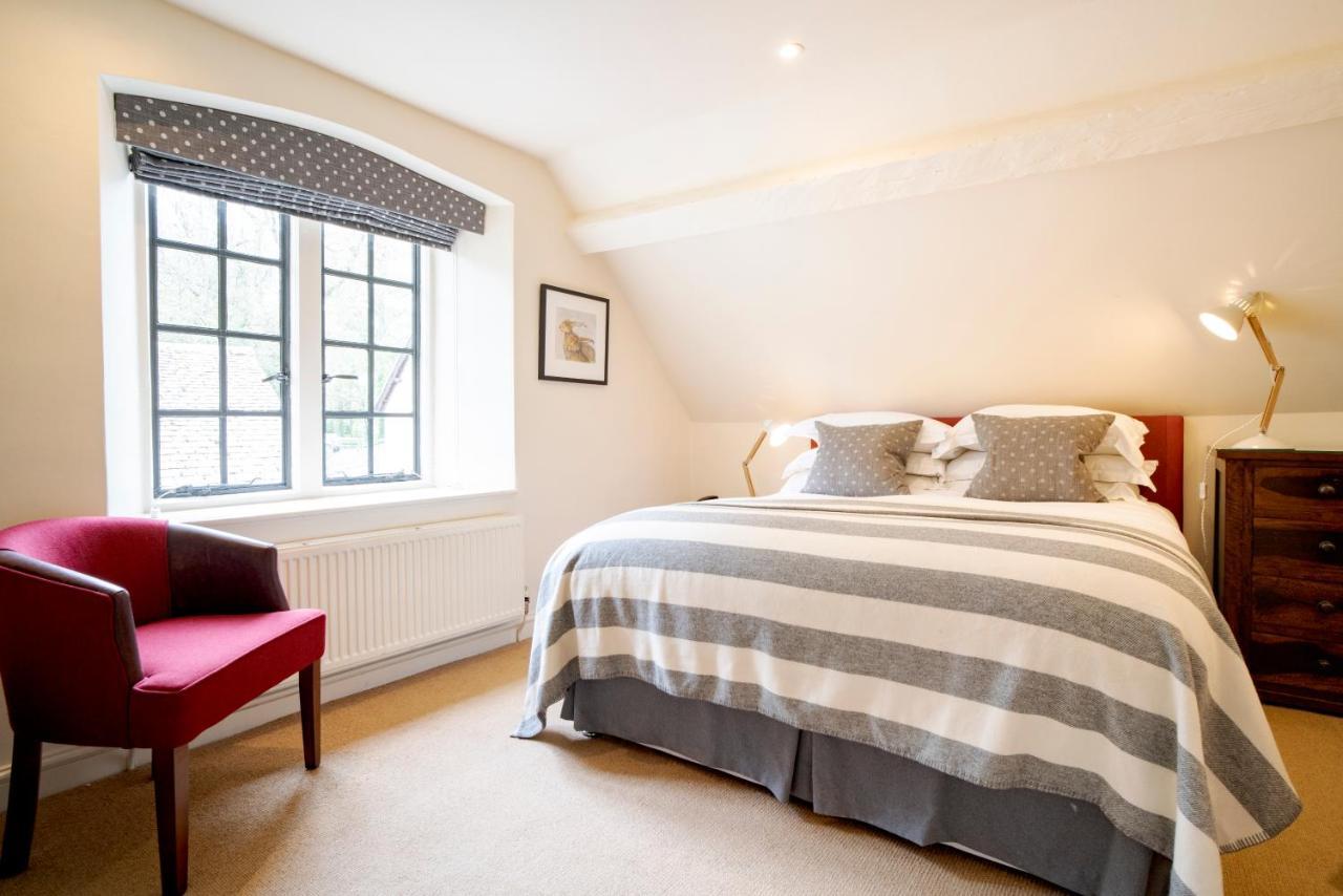 The Hare & Hounds Hotel Tetbury Eksteriør bilde