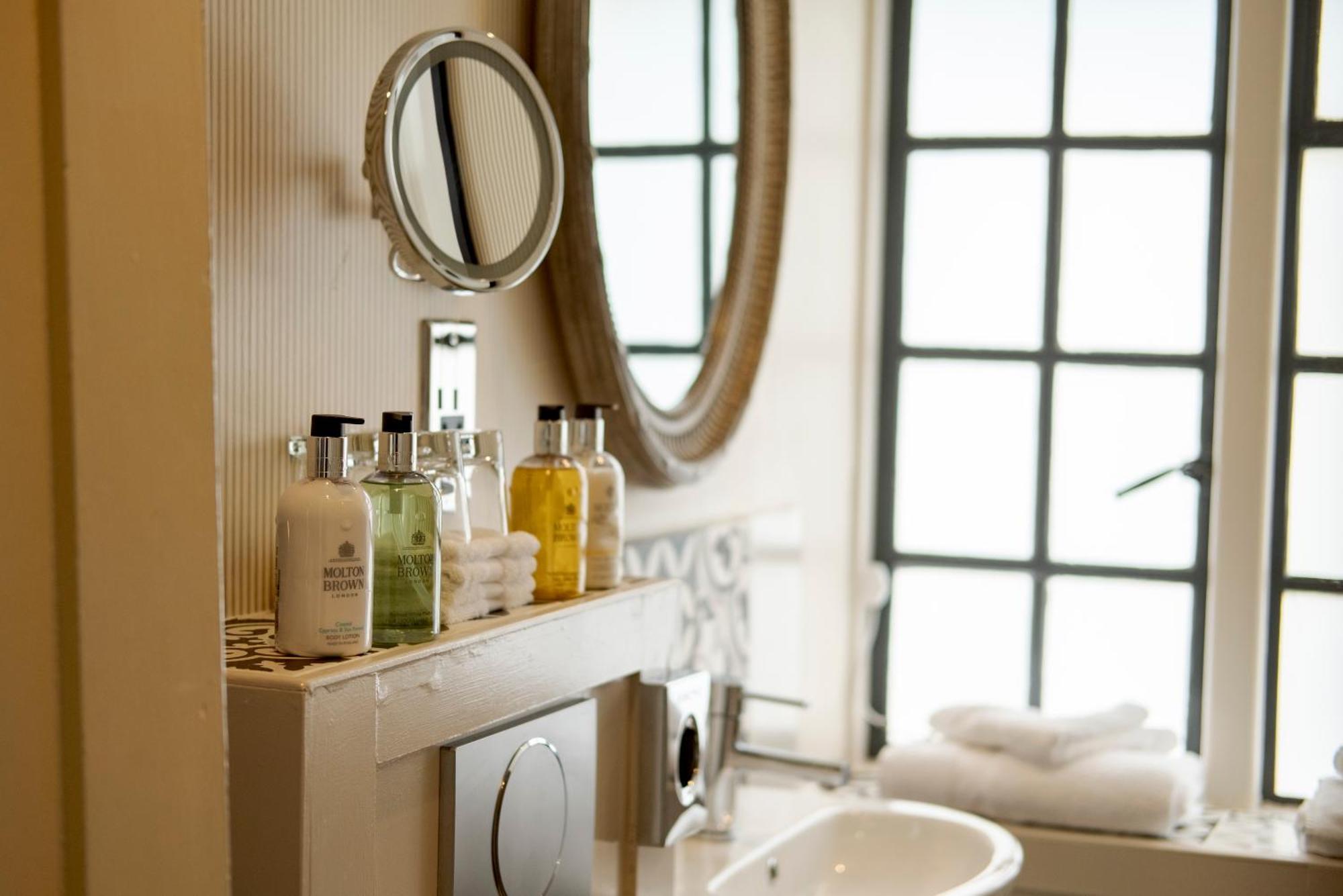 The Hare & Hounds Hotel Tetbury Rom bilde
