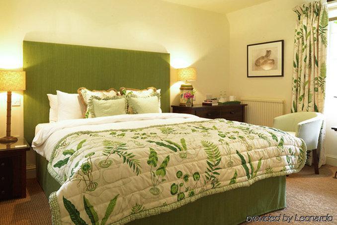 The Hare & Hounds Hotel Tetbury Rom bilde
