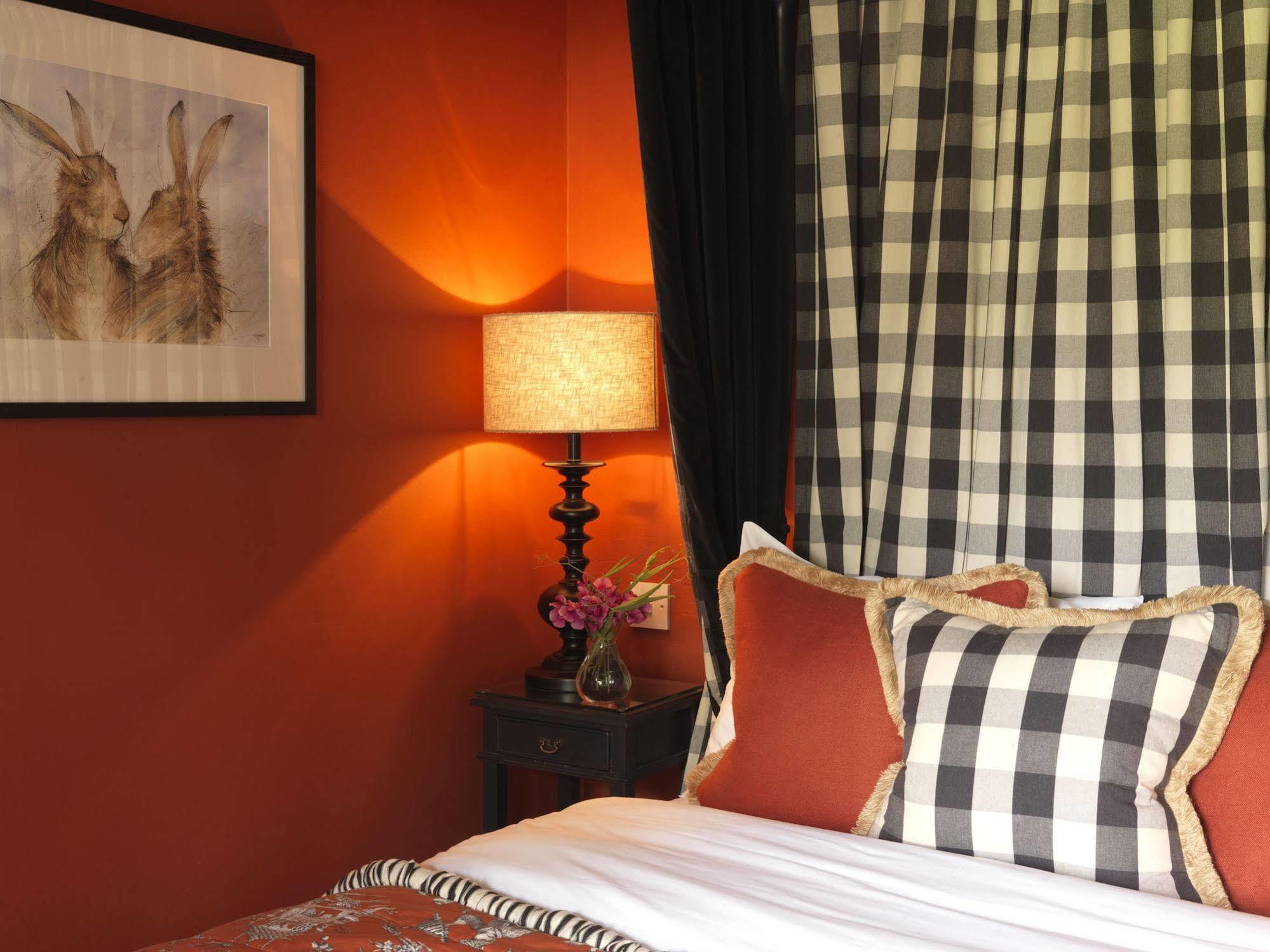 The Hare & Hounds Hotel Tetbury Eksteriør bilde