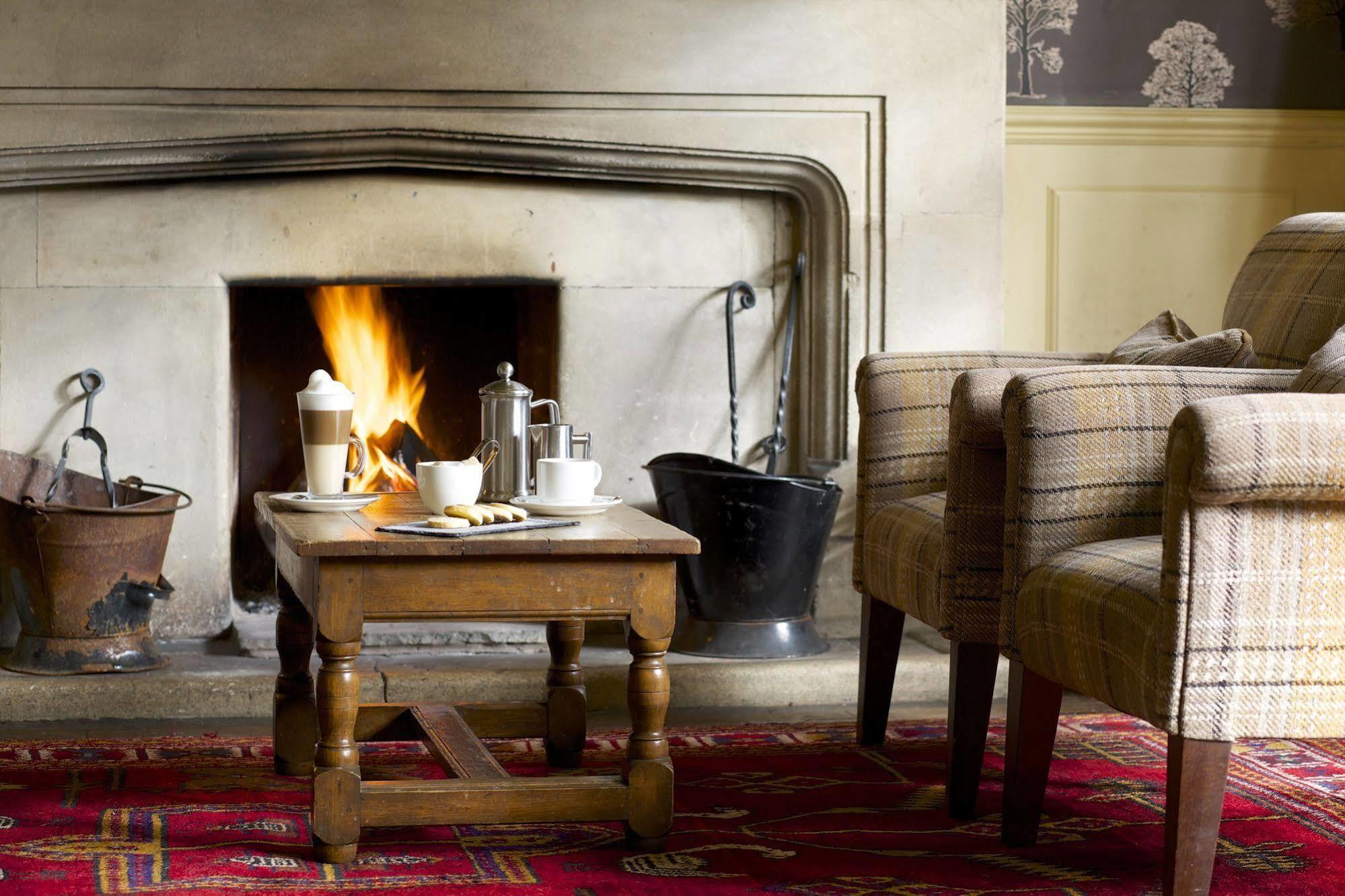 The Hare & Hounds Hotel Tetbury Eksteriør bilde